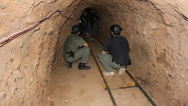 Mexico discovers hidden tunnel to US